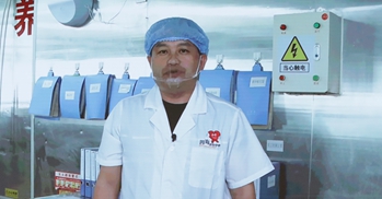 全國五一勞動獎章獲得者、陜西榆林四海食品配送有限責任公司生產班組組長 趙志新 李凡攝_副本.jpg